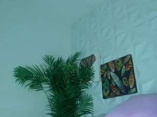 hellen-sky Live Webcam on CamSoda