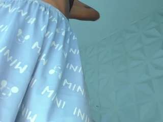 hellen-sky Live Webcam on CamSoda