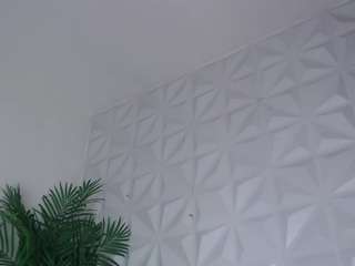 Hellen-Sky live webcam show