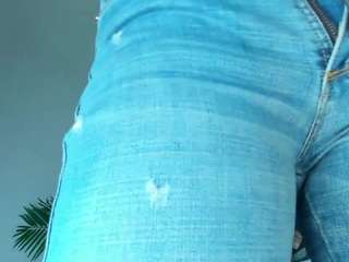 Hellen-Sky live cam preview