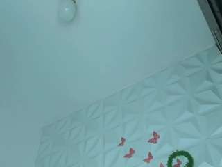 Hellen-Sky live cam preview