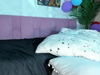 Hellen-Sky's Live Sex Cam Show