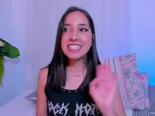 liiaturrnerr's Live Sex Cam Show