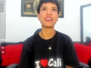 marleyluna's CamSoda show and profile