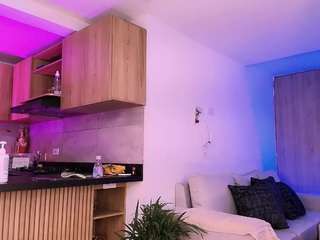 sofia-crawford Live Webcam on CamSoda