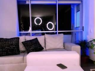 sofia-crawford webcam