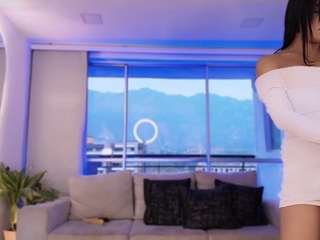 sofia-crawford's live room