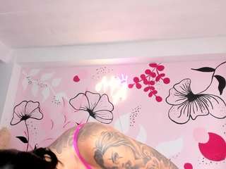 andregill Live Webcam on CamSoda