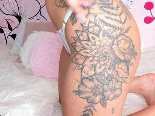 andregill Live Webcam on CamSoda