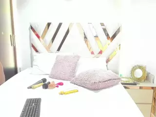 Kriisvany-Leroy's Live Sex Cam Show