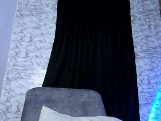 moniicaa live webcam show
