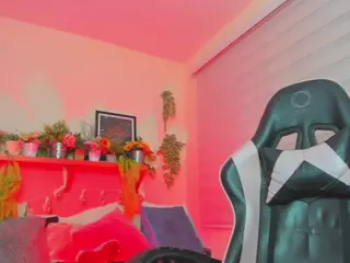 Starlie's Live Sex Cam Show