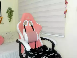 Starlie's Live Sex Cam Show