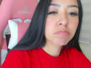Starlie's Live Sex Cam Show