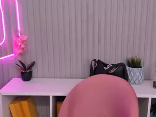 AryaYumi's Live Sex Cam Show
