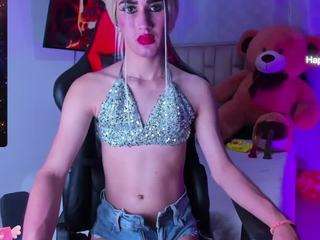 Lalune Mfc camsoda camila2004