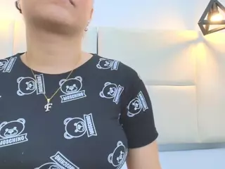 CharlotteWilliamss's Live Sex Cam Show