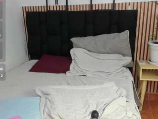  elecktra-sweet chat room