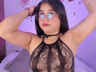 lilithpink webcam model
