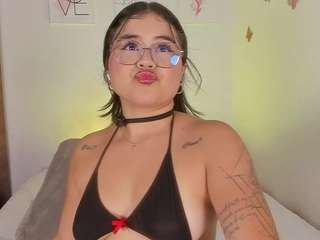 lilithpink webcam