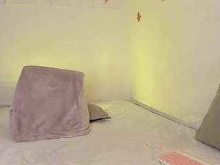 lilithpink webcam model