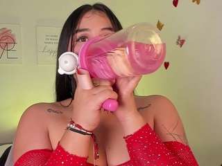 LilithPink live cam preview