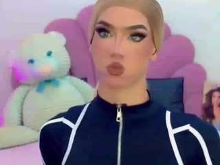 le modèle valeria-pricess est en webcam porno dans un show sur le site camsoda, il possède les tags suivants: anal toys,average,tattoos,smoking,orgasm,huge tits,gape,english,drinking,dirty talk,colombia,blue eyes,big cock,bbc,blonde hair,hd,latina