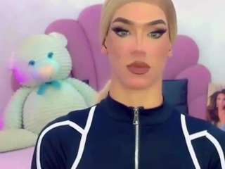 le modèle valeria-pricess est en webcam porno dans un show sur le site camsoda, il possède les tags suivants: anal toys,average,tattoos,smoking,orgasm,huge tits,gape,english,drinking,dirty talk,colombia,blue eyes,big cock,bbc,blonde hair,hd,latina