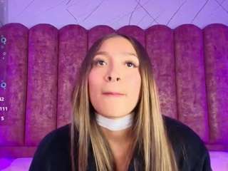  victoria-adams14 chat room