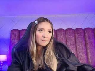 victoria-adams14 webcam