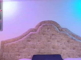  victoria-adams14 chat room