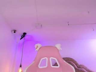 Victoria-Adams14 live webcam show