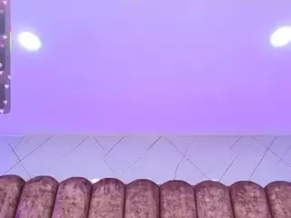 Victoria-Adams14's Live Sex Cam Show