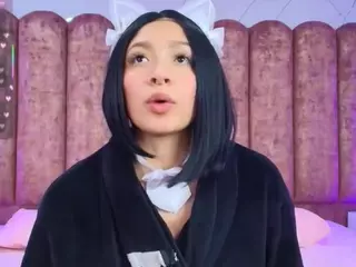 Victoria-Adams14's Live Sex Cam Show