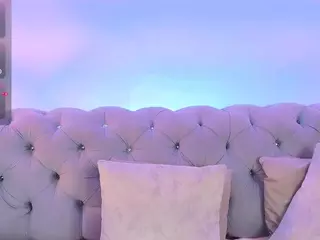 Victoria-Adams14's Live Sex Cam Show