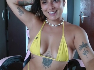 Live webcam model iaraargentina on Soda Cams