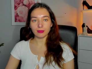 meganxkiss from CamSoda is Freechat