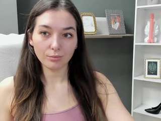 MeganxKiss live webcam on Soda Cams