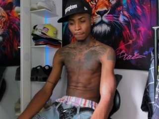 panterablack Live Webcam on CamSoda