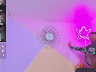 XanderBarbie-15's Live Sex Cam Show