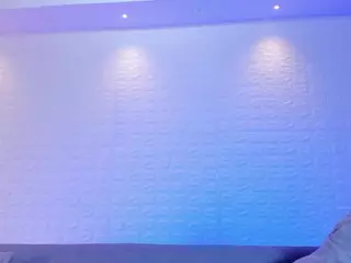 Emmaa's Live Sex Cam Show