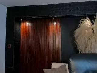 Emmaa's Live Sex Cam Show