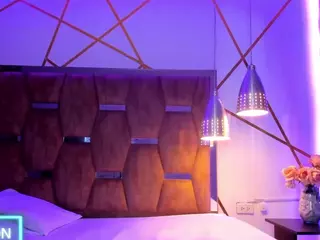 Lynnet's Live Sex Cam Show