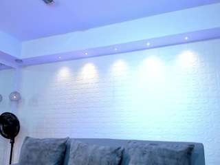 violett-scott's CamSoda show and profile