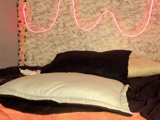 camille-bennet webcam