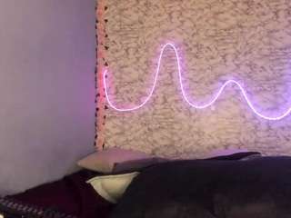 camille-bennet live cam profile