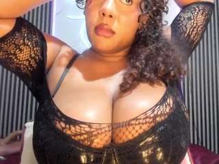 Camille Bennet live cam preview