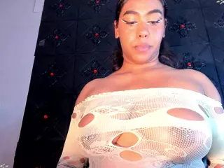 Camille Bennet's Live Sex Cam Show