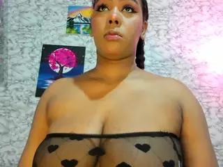 Camille Bennet's Live Sex Cam Show