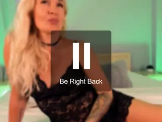 Elismiracle's Live Sex Cam Show